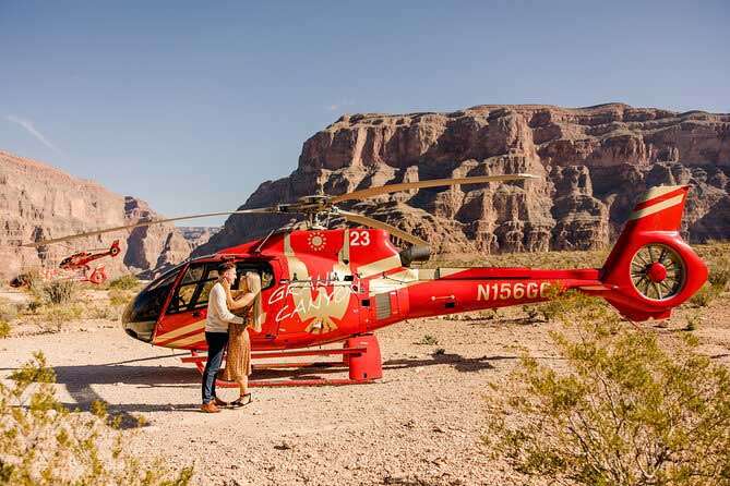 Recorrido en helicóptero por el Gran Cañón desde Las Vegas con picnic y champán